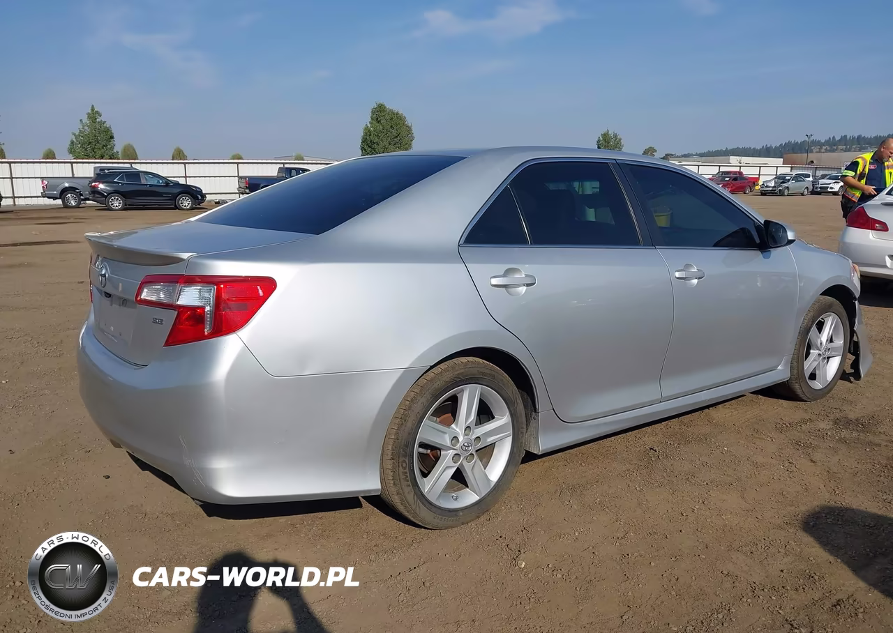 2012 Toyota Camry Se VIN:4T1BF1FK4CU126070 - 4