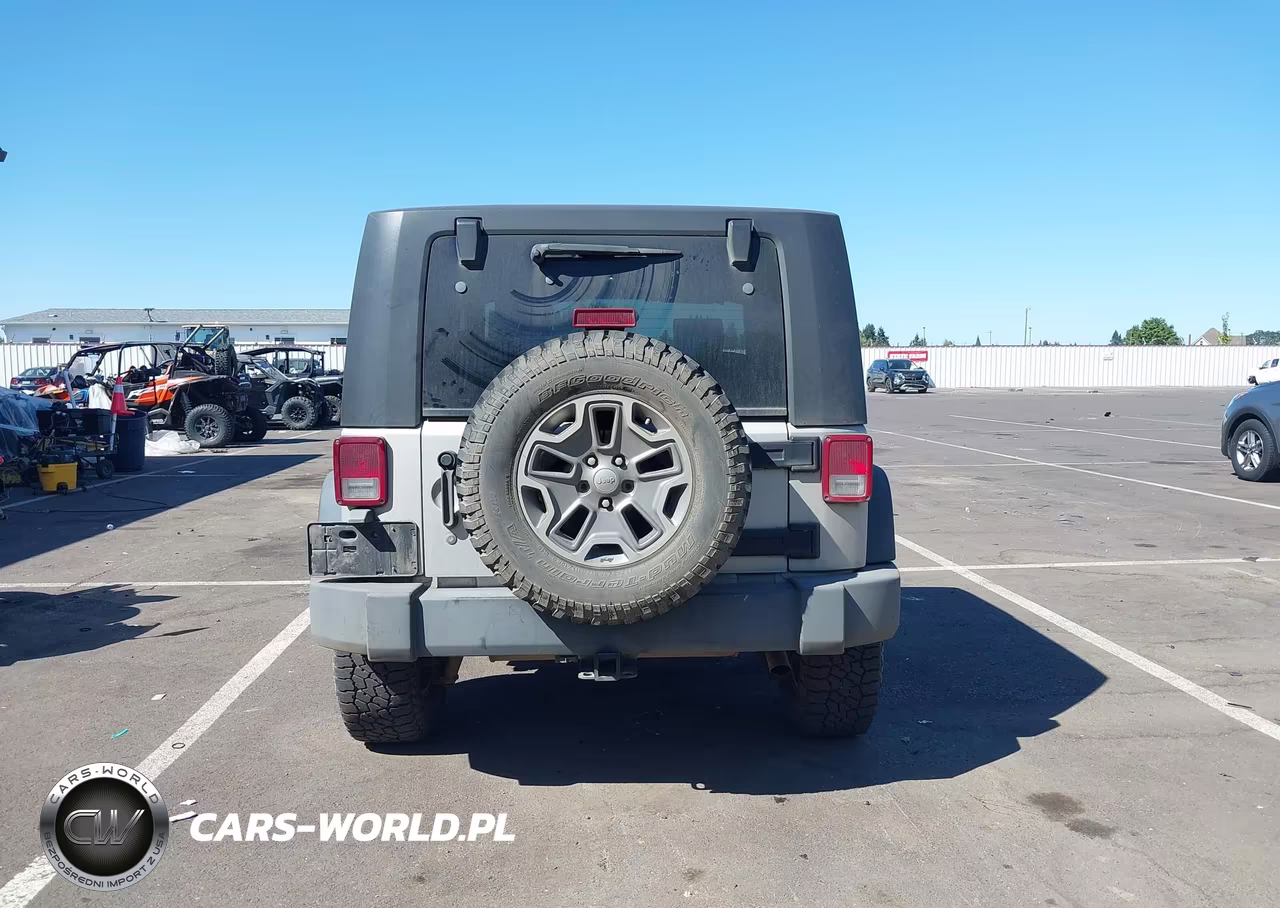 2007 Jeep Wrangler Rubicon VIN:1J4GA64147L127158 - 16