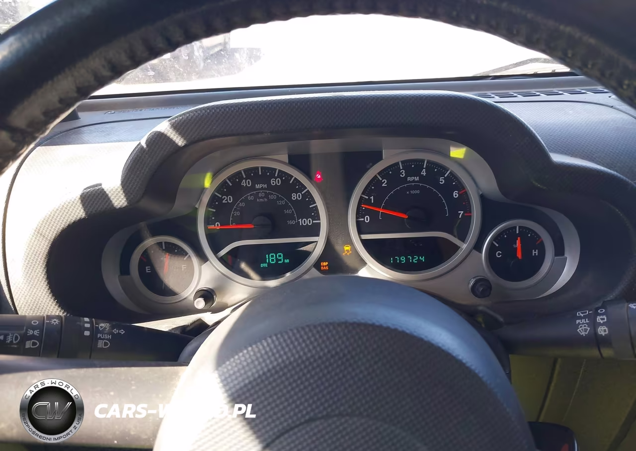2007 Jeep Wrangler Rubicon VIN:1J4GA64147L127158 - 7