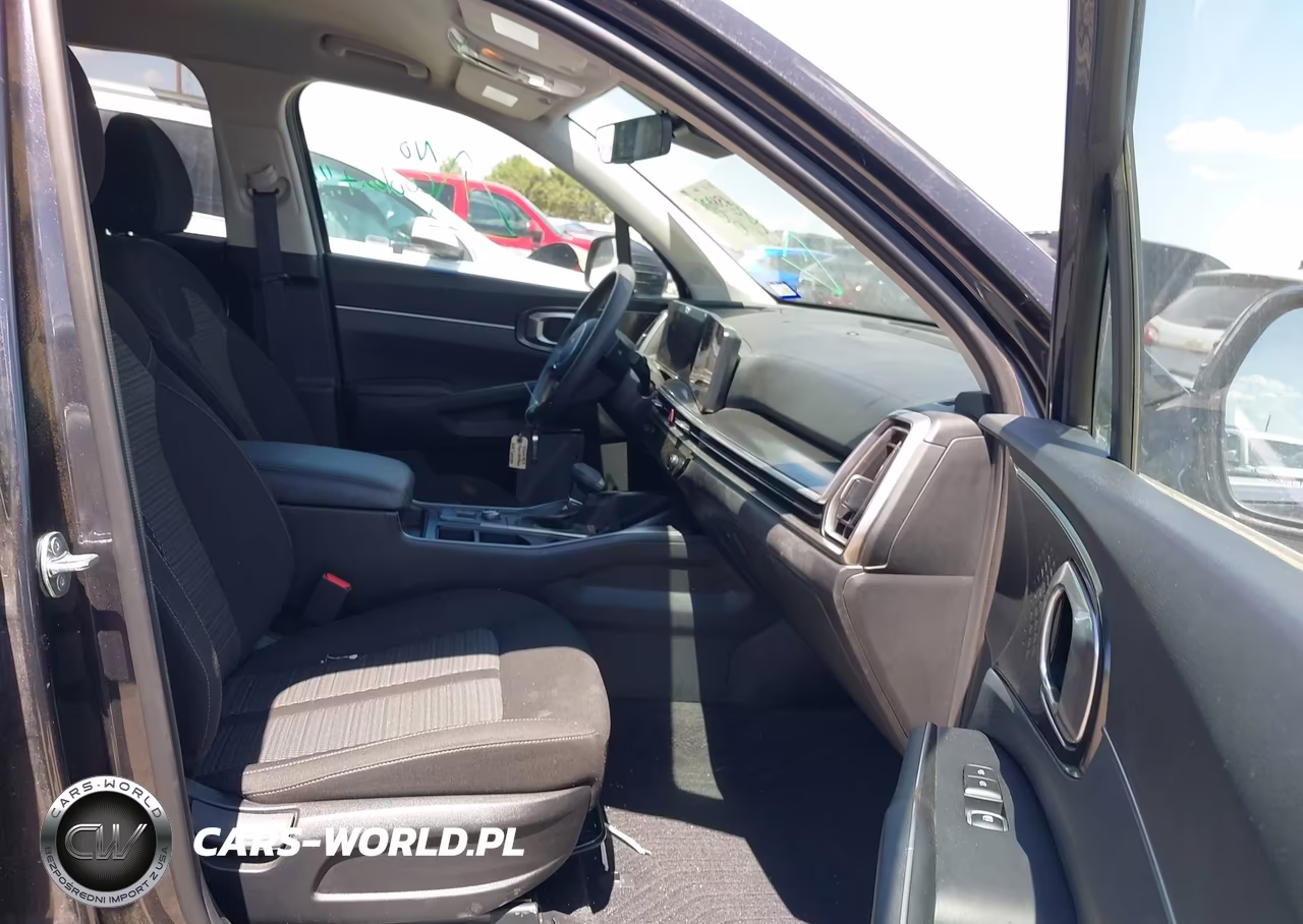 2025 Kia Sorento Lx VIN:5XYRG4JC1SG359275 - 5