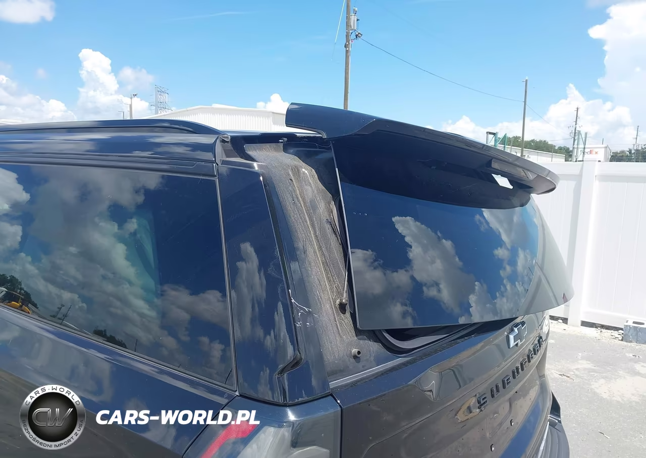 2025 Chevrolet Suburban 2Wd Rst VIN:1GNS5ERD4SR409623 - 17