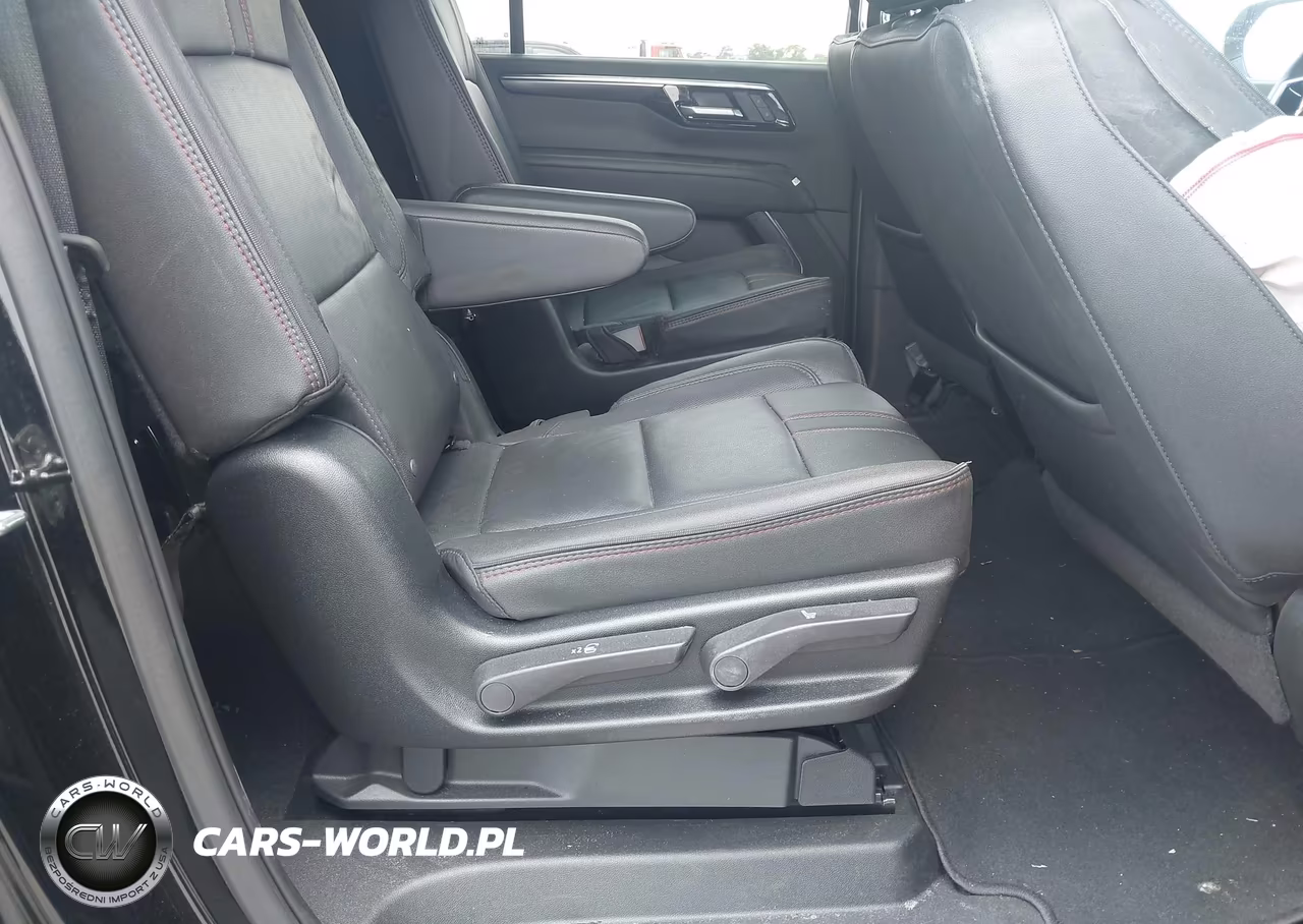 2025 Chevrolet Suburban 2Wd Rst VIN:1GNS5ERD4SR409623 - 8
