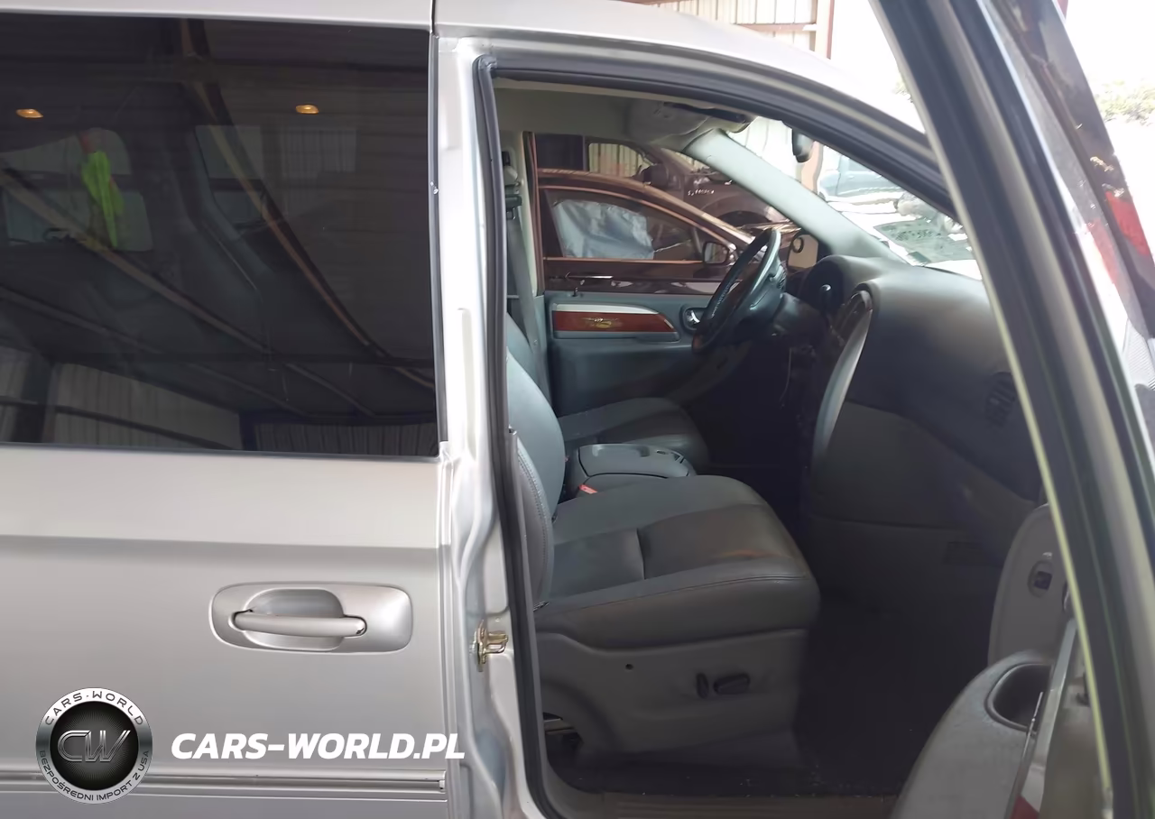 2006 Chrysler Town & Country Limited VIN:2A8GP64L46R684124 - 5