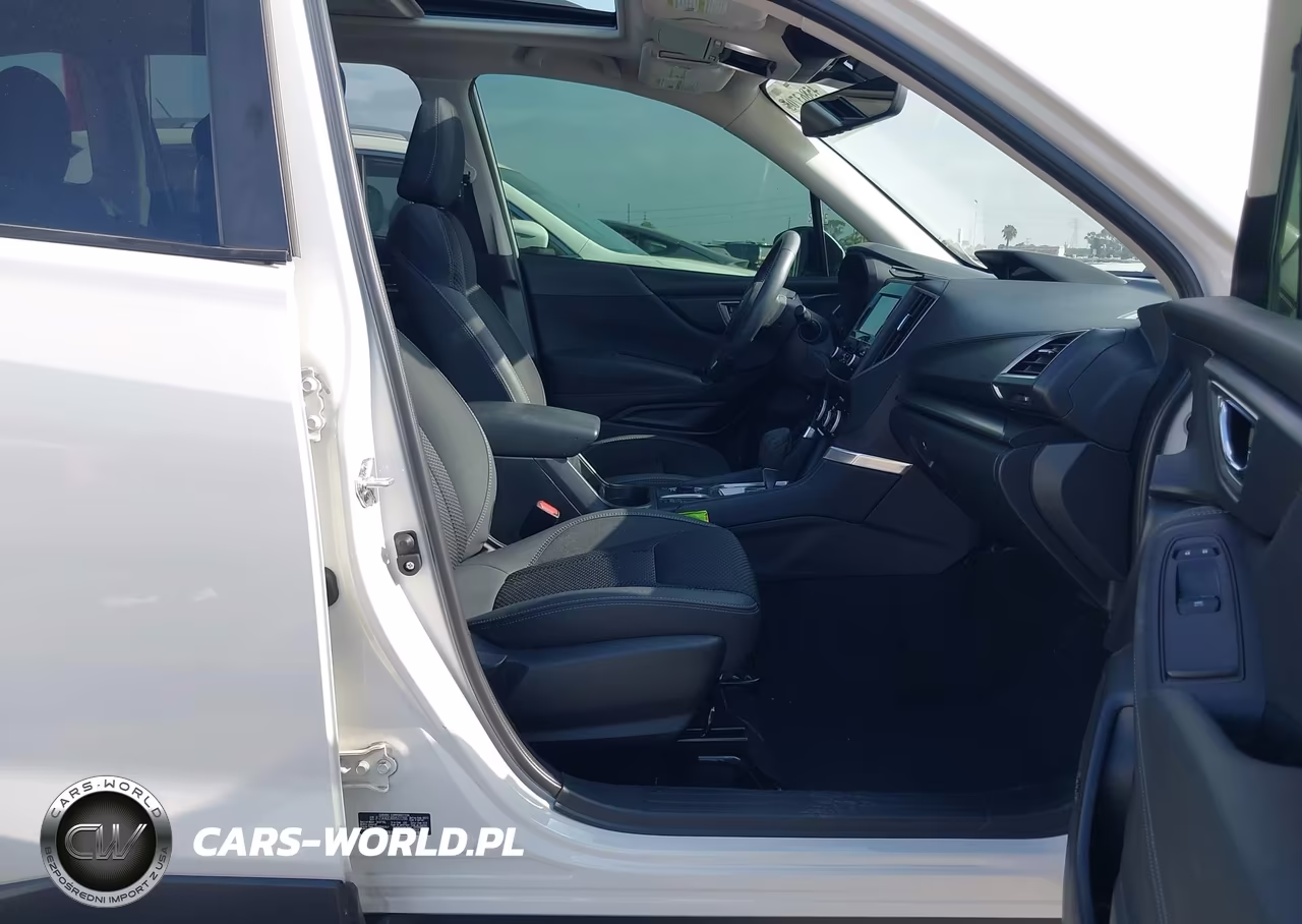 2024 Subaru Forester Premium VIN:JF2SKADC4RH511286 - 5