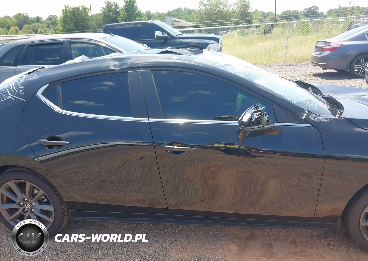 2026 Mazda Mazda3 2.5 S Preferred VIN:JM1BPALL2T1850288 - 13