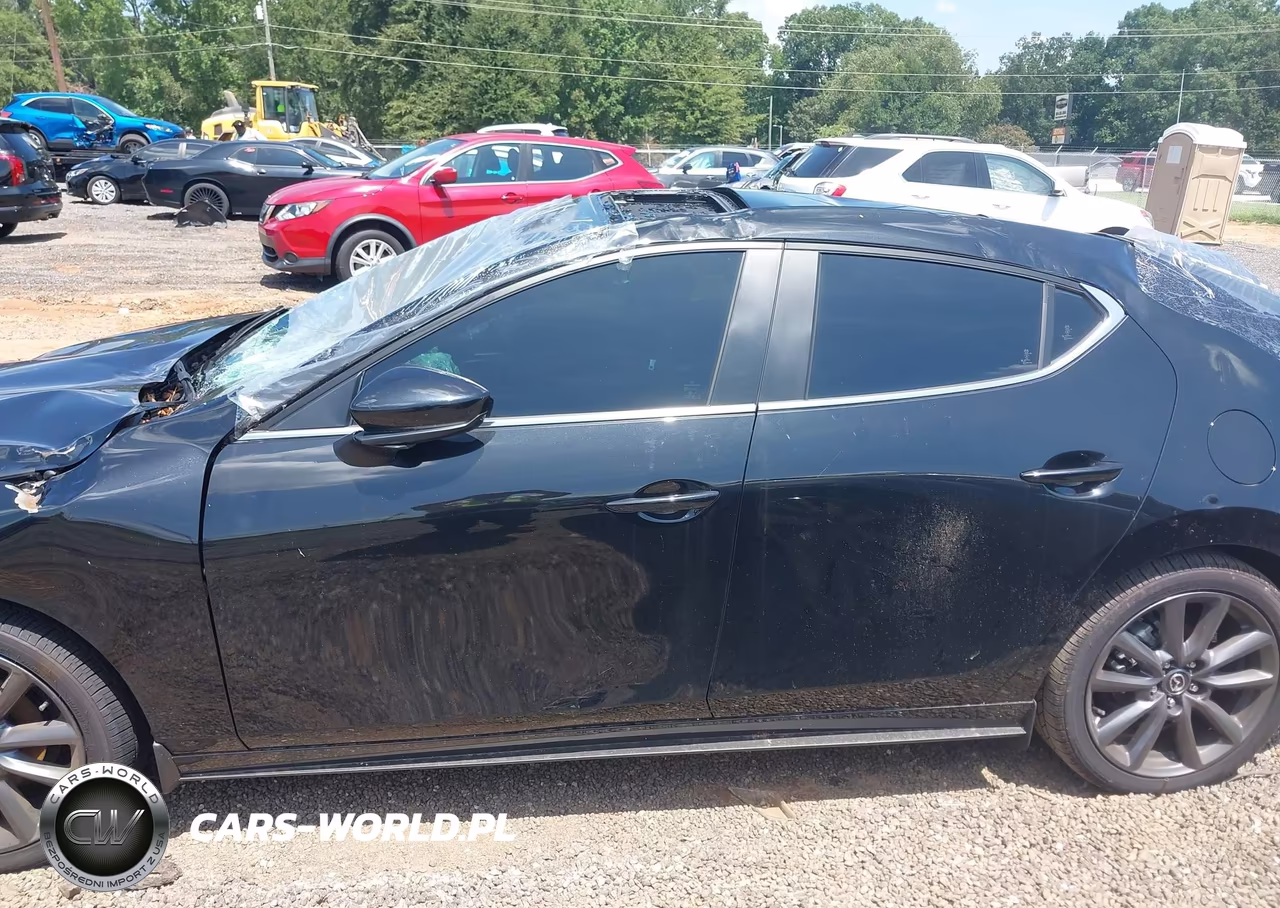 2026 Mazda Mazda3 2.5 S Preferred VIN:JM1BPALL2T1850288 - 14