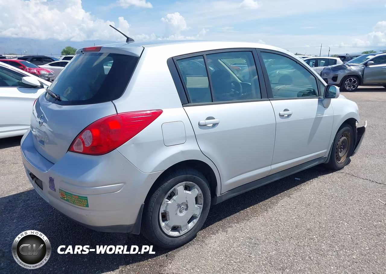 2009 Nissan Versa 1.8S VIN:3N1BC13EX9L377628 - 4