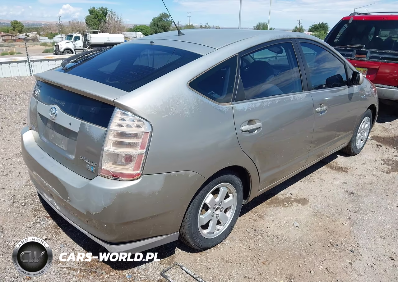 2008 Toyota Prius VIN:JTDKB20U083350112 - 4