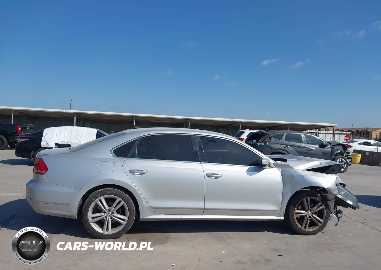 2015 Volkswagen Passat 1.8T Se VIN:1VWBT7A38FC013648 - 14