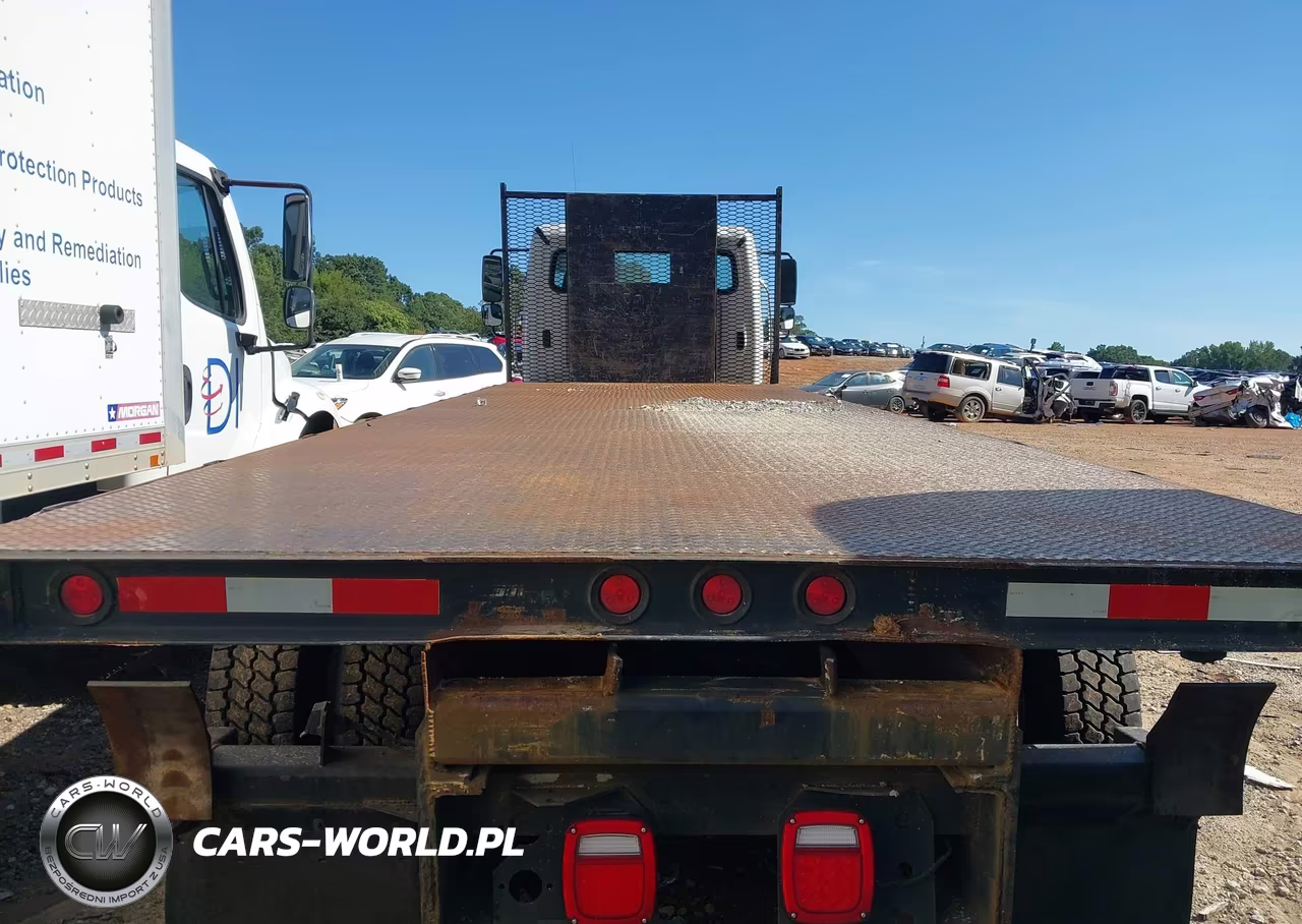 2016 Freightliner M2 106 Medium Duty VIN:1FVHCYCY8GHHB6234 - 15