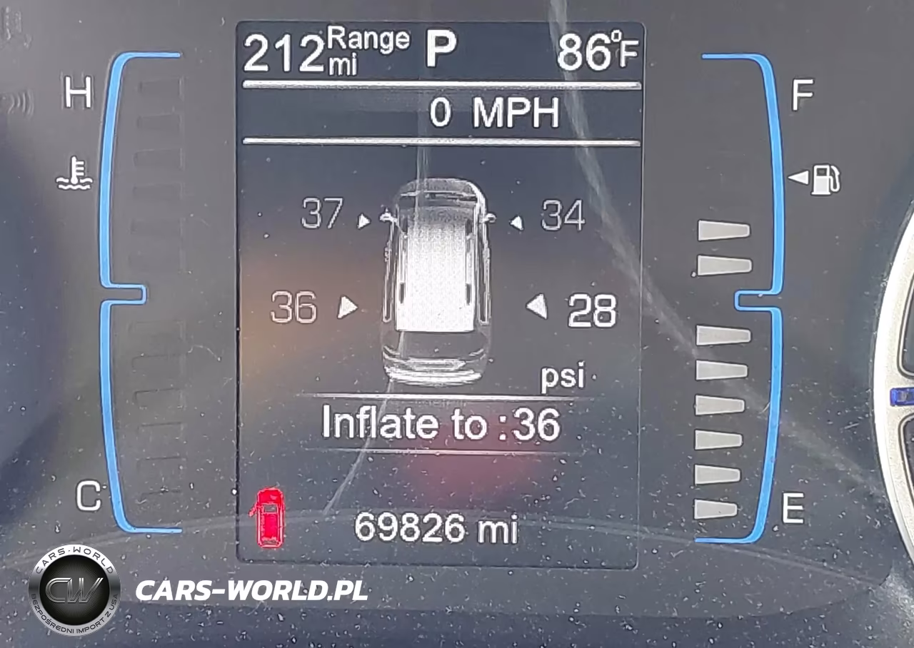 2017 Chrysler Pacifica Touring VIN:2C4RC1DG2HR588867 - 15