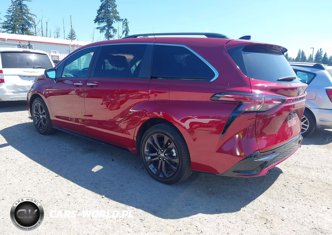2024 Toyota Sienna Xse VIN:5TDDRKEC4RS183645 - 3