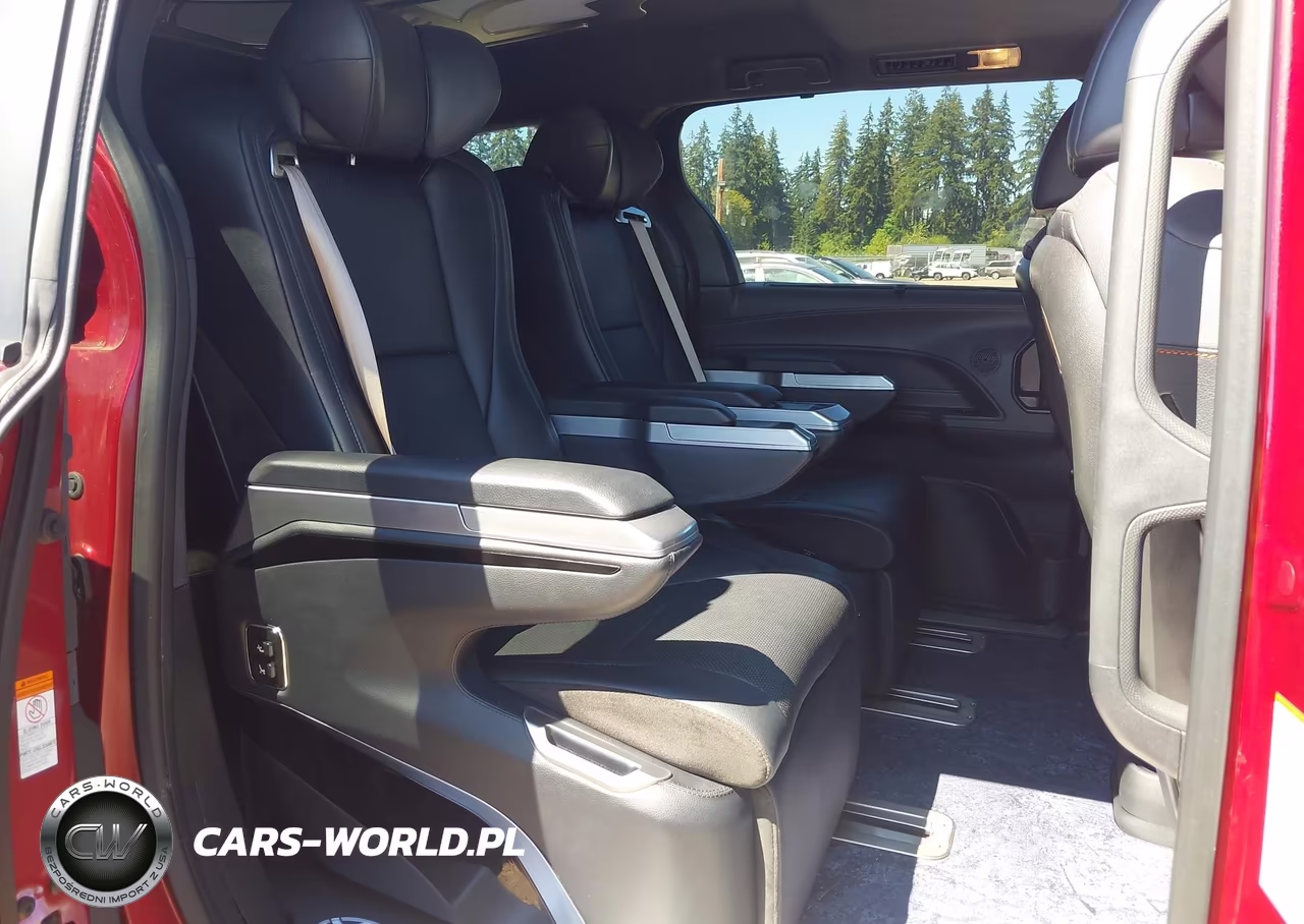 2024 Toyota Sienna Xse VIN:5TDDRKEC4RS183645 - 8