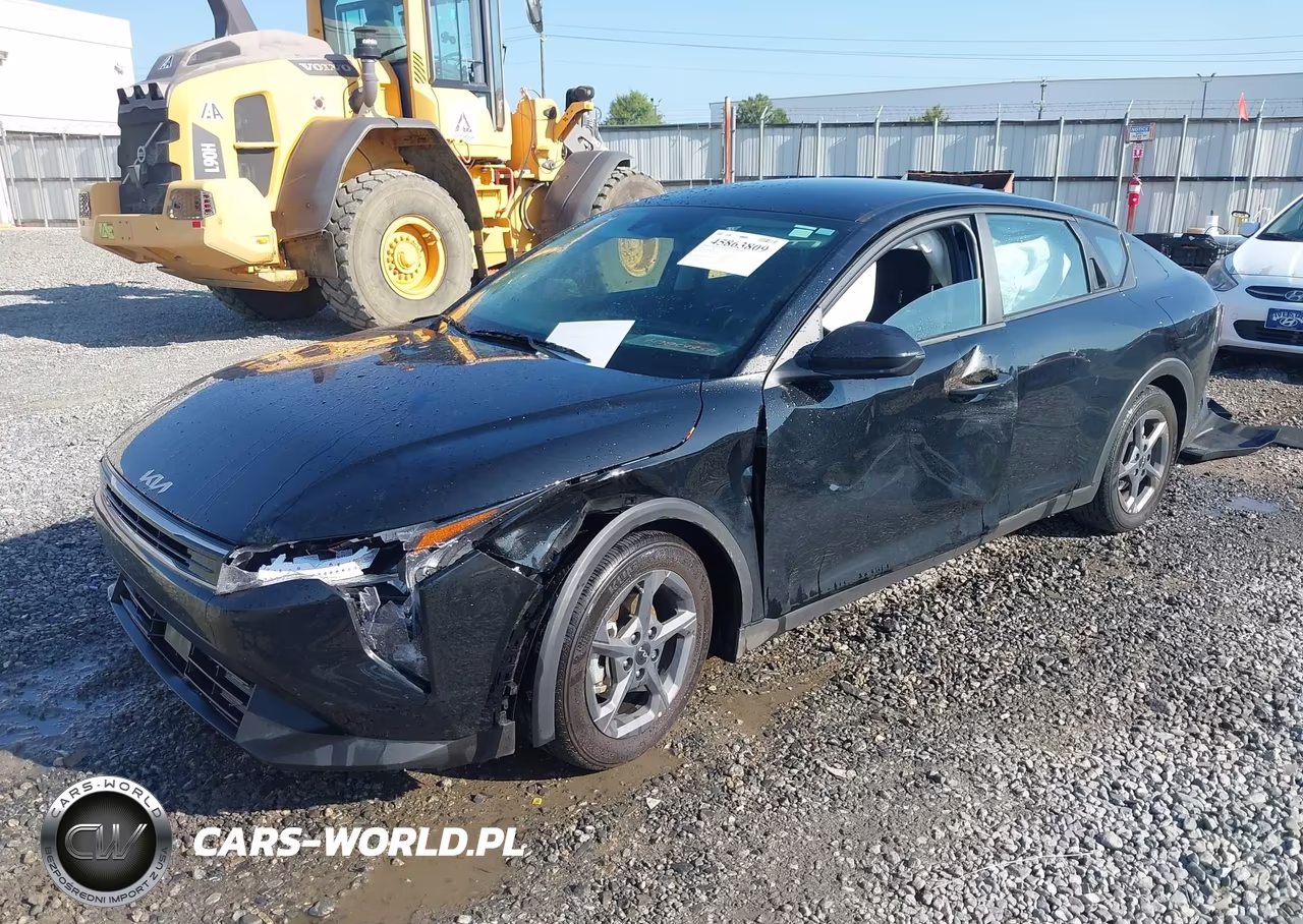 2025 Kia K4 Lxs VIN:3KPFT4DE9SE203770 - 2