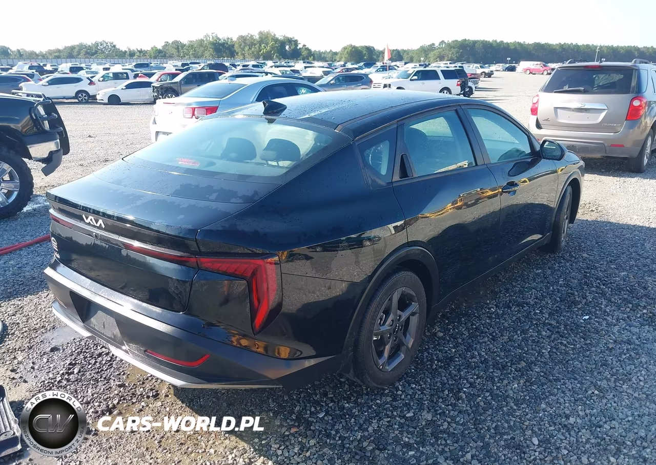 2025 Kia K4 Lxs VIN:3KPFT4DE9SE203770 - 4