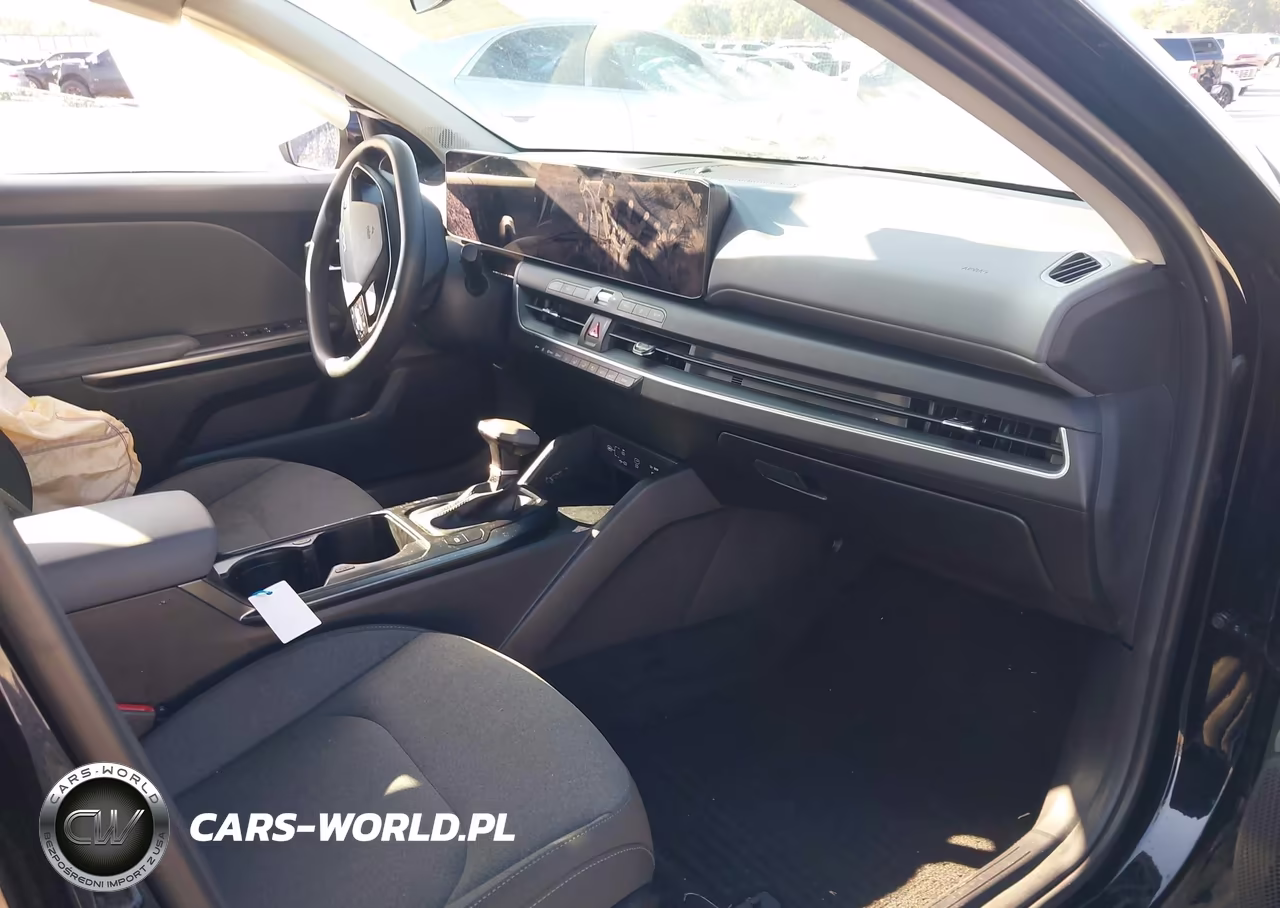 2025 Kia K4 Lxs VIN:3KPFT4DE9SE203770 - 5
