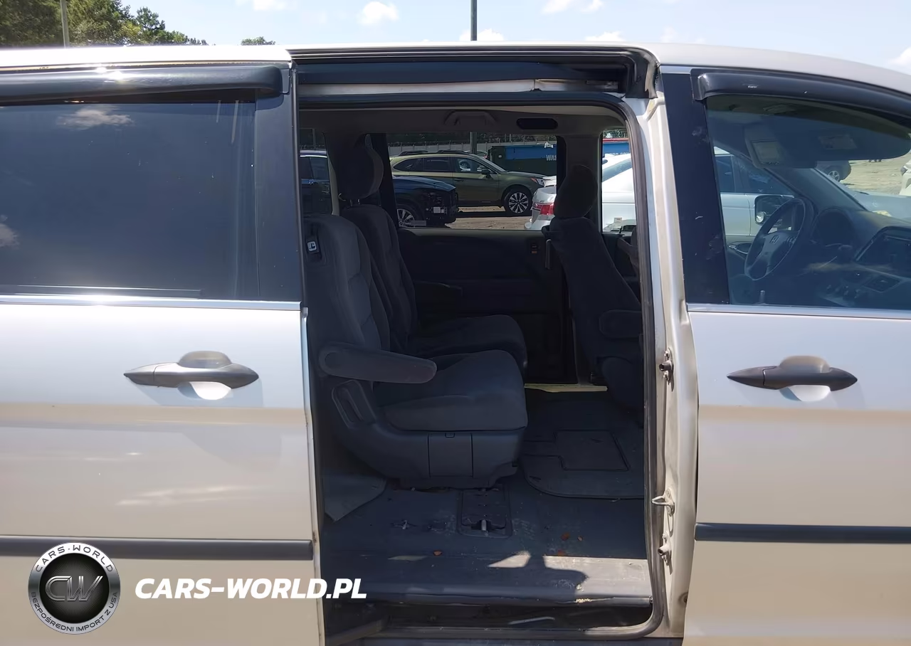 2007 Honda Odyssey Lx VIN:5FNRL38237B063210 - 8
