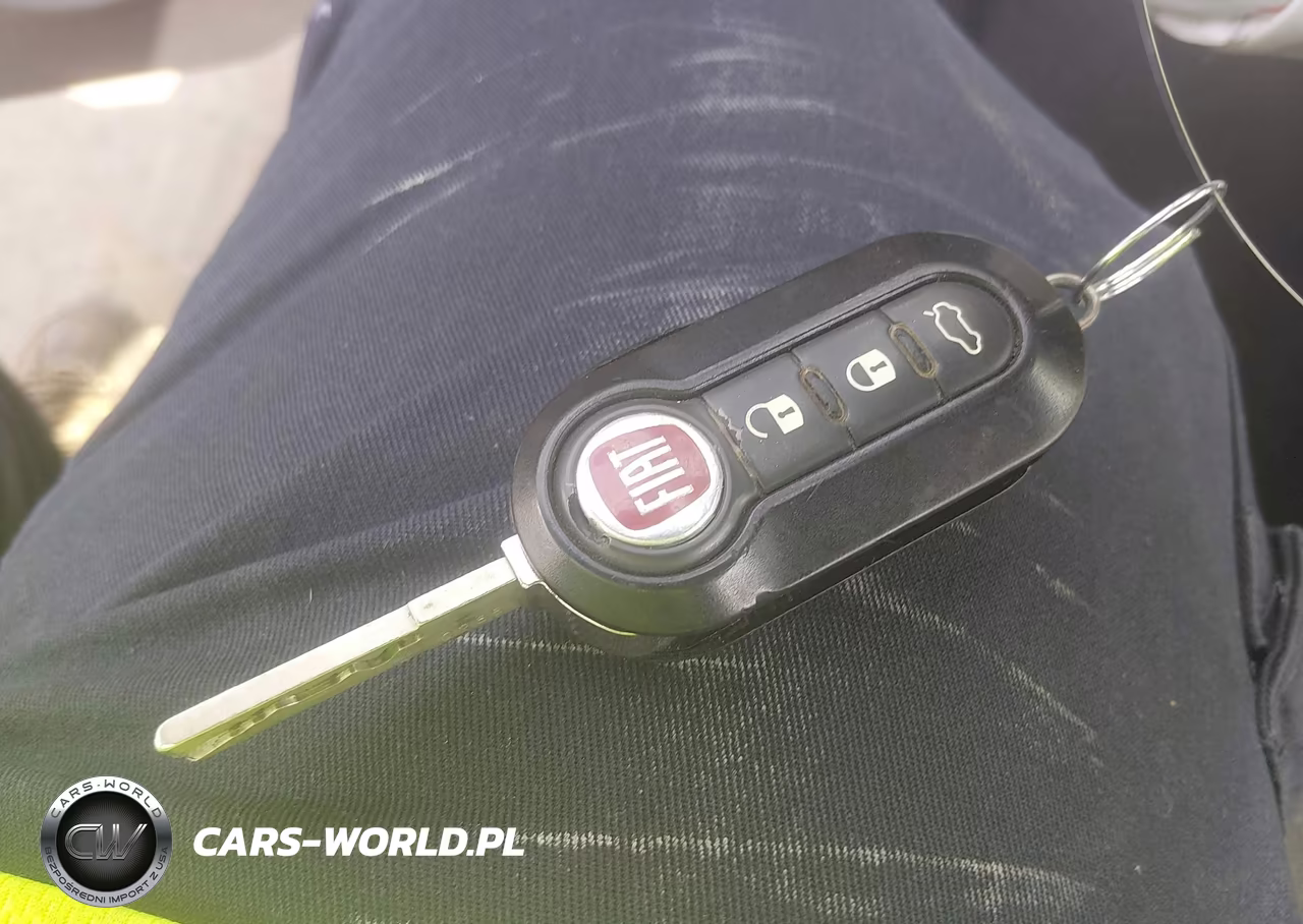 2015 Fiat 500C Pop VIN:3C3CFFDR2FT673072 - 11