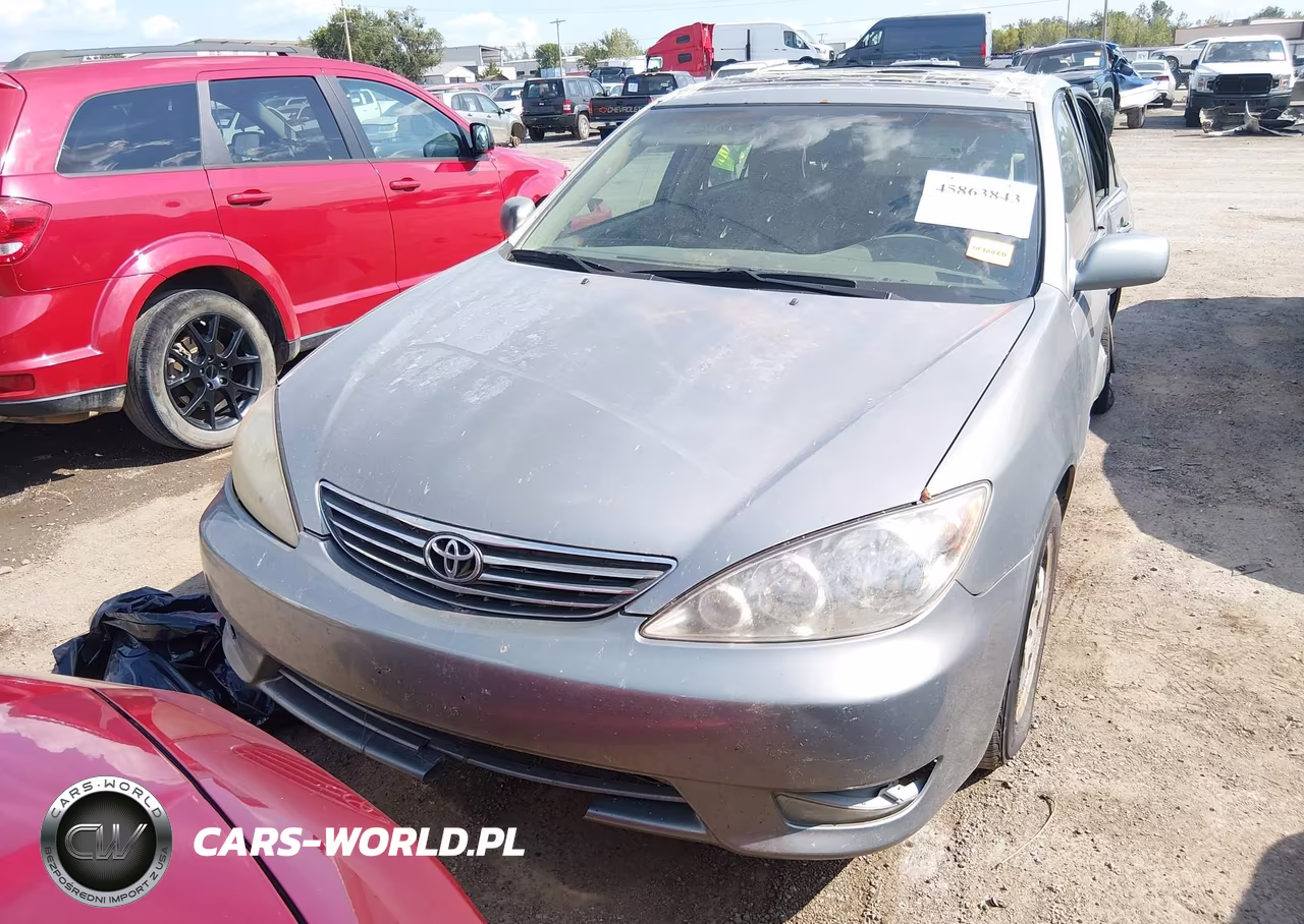 2005 Toyota Camry Xle VIN:4T1BE32K85U512207 - 12