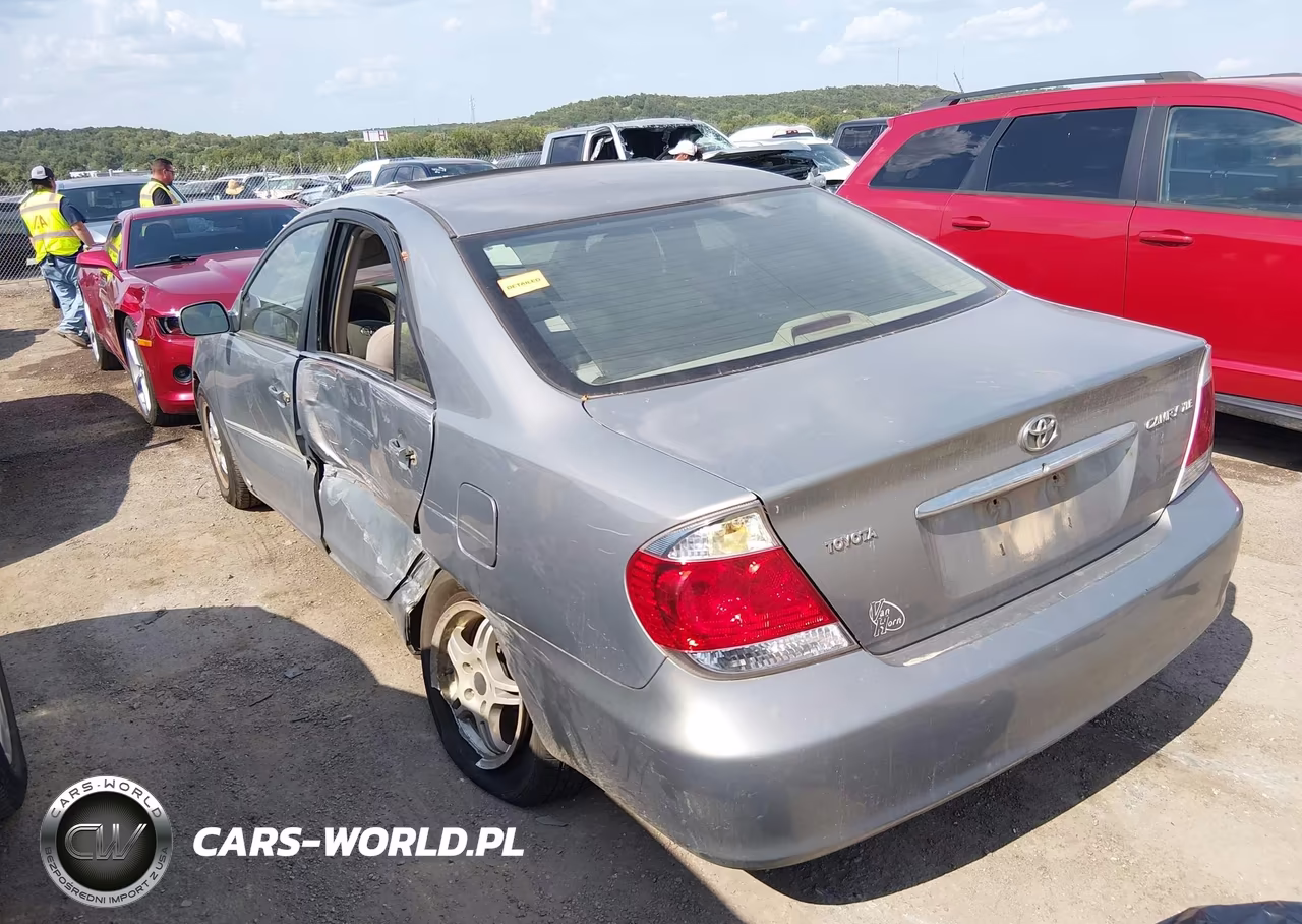 2005 Toyota Camry Xle VIN:4T1BE32K85U512207 - 14