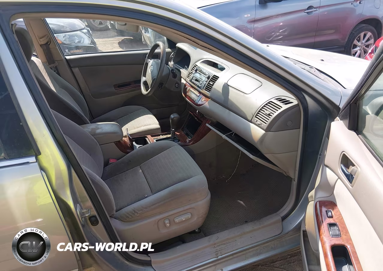 2005 Toyota Camry Xle VIN:4T1BE32K85U512207 - 5