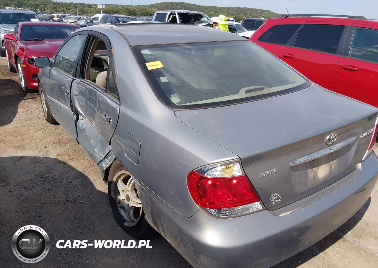 2005 Toyota Camry Xle VIN:4T1BE32K85U512207 - 6