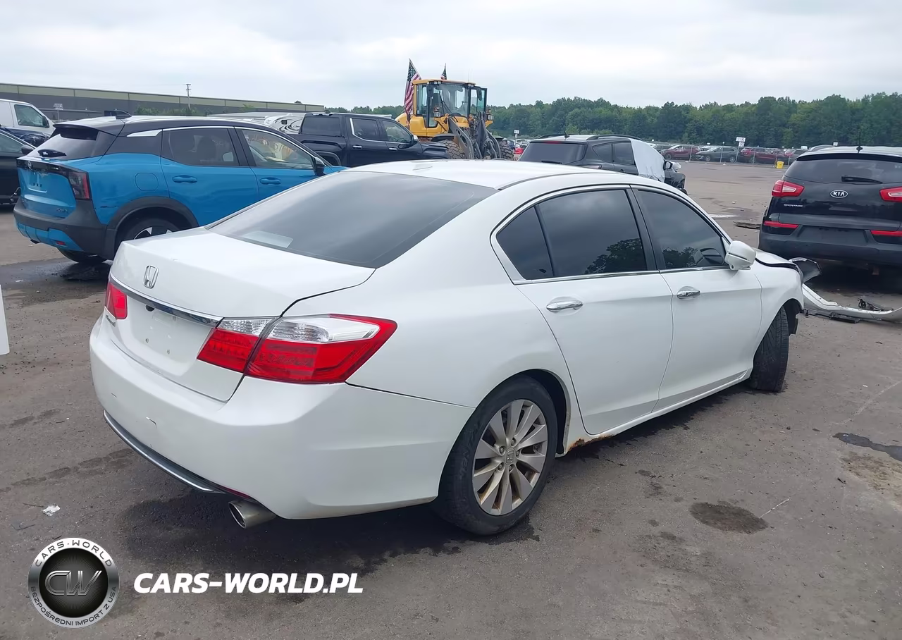 2015 Honda Accord Ex-L VIN:1HGCR2F84FA060590 - 4