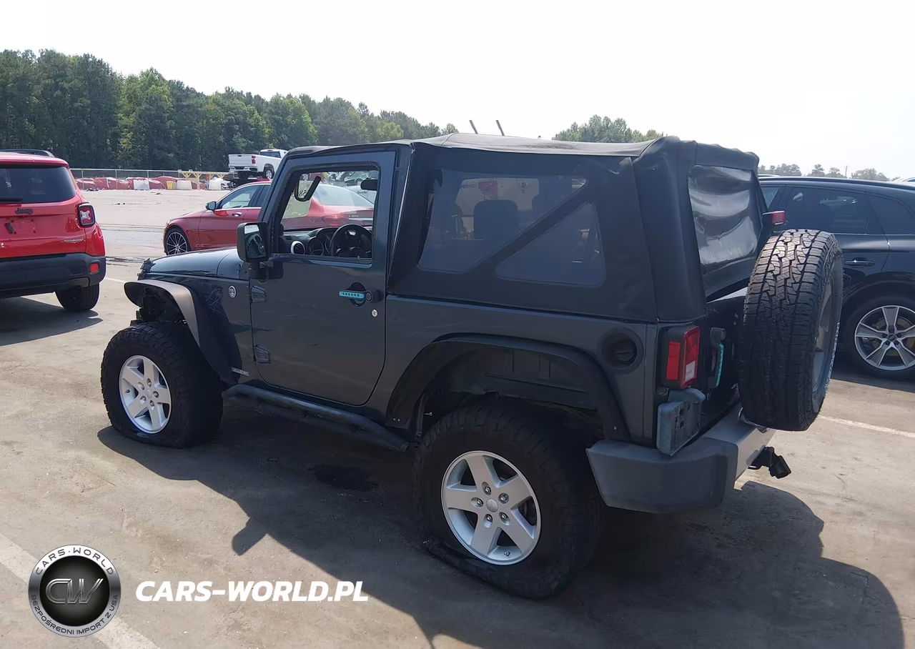 2008 Jeep Wrangler Sahara VIN:1J4FA54198L538949 - 3