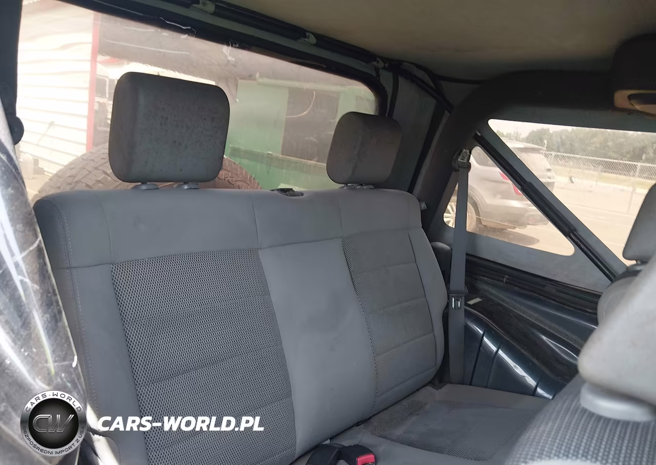 2008 Jeep Wrangler Sahara VIN:1J4FA54198L538949 - 8
