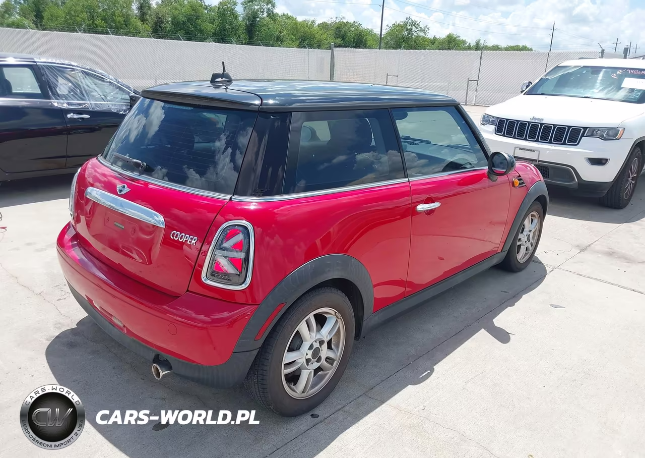 2013 Mini Hardtop Cooper VIN:WMWSU3C50DT372803 - 4