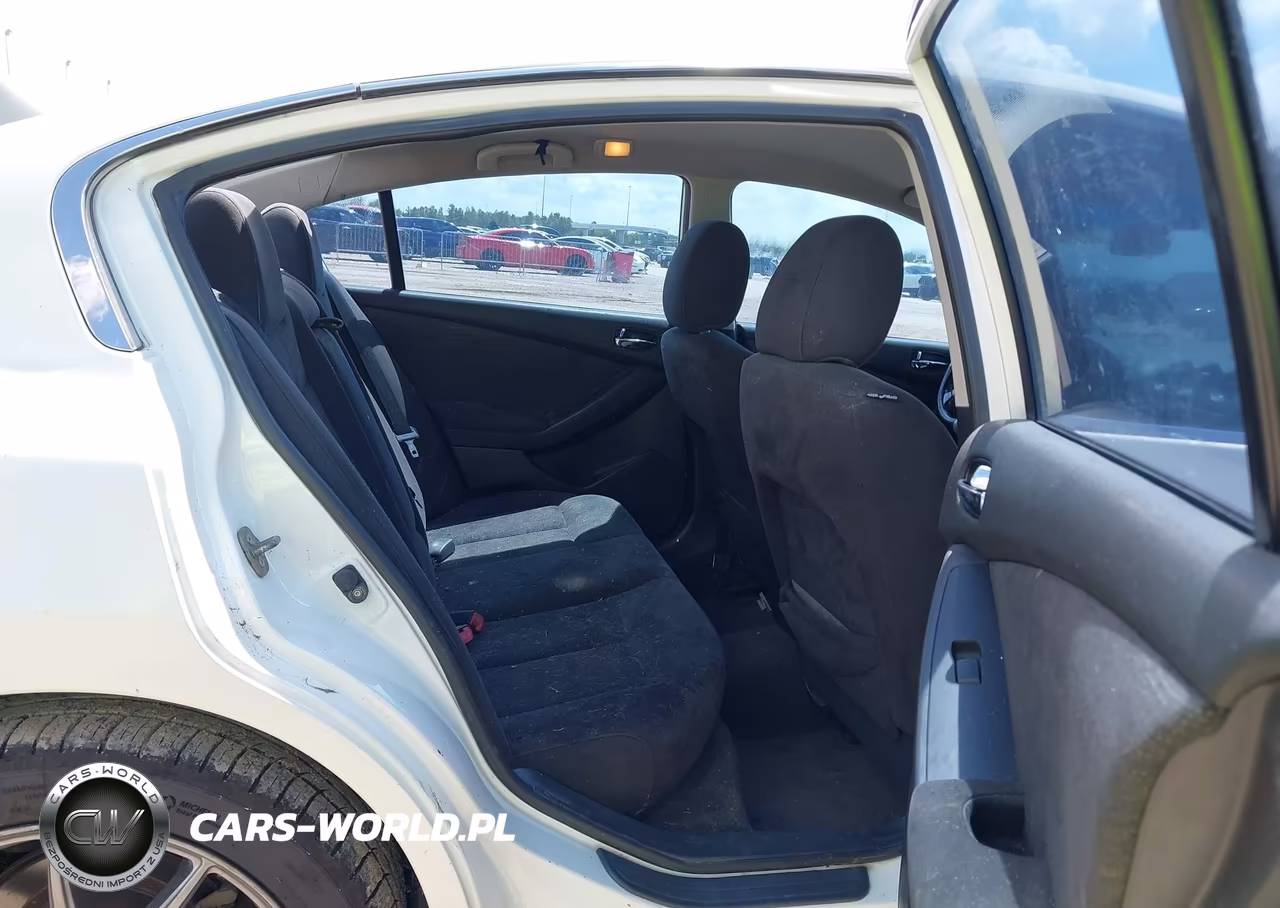 2011 Nissan Altima 2.5 S VIN:1N4AL2AP4BN414803 - 8
