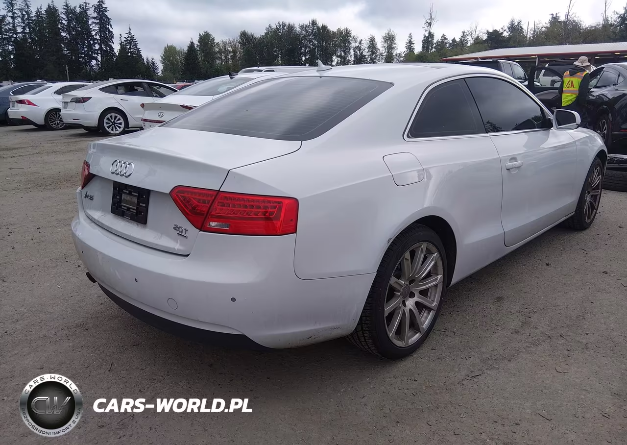 2013 Audi A5 2.0T Premium VIN:WAULFAFR4DA041834 - 4