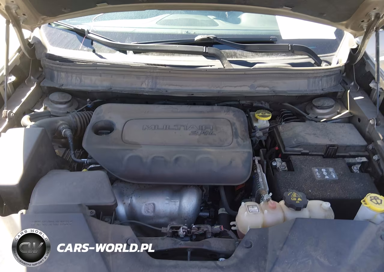 2019 Jeep Cherokee Latitude 4X4 VIN:1C4PJMCB3KD479803 - 10