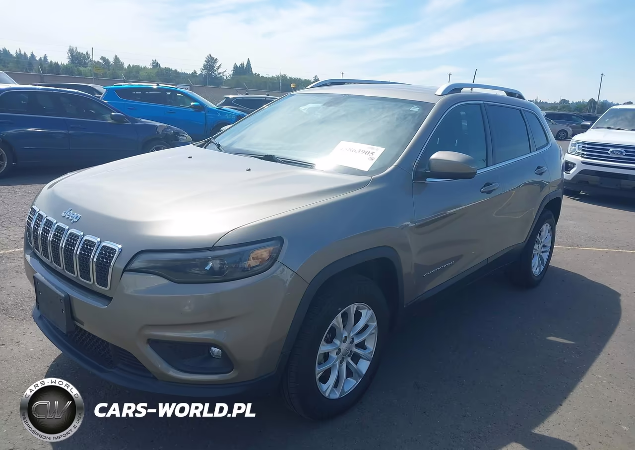 2019 Jeep Cherokee Latitude 4X4 VIN:1C4PJMCB3KD479803 - 2