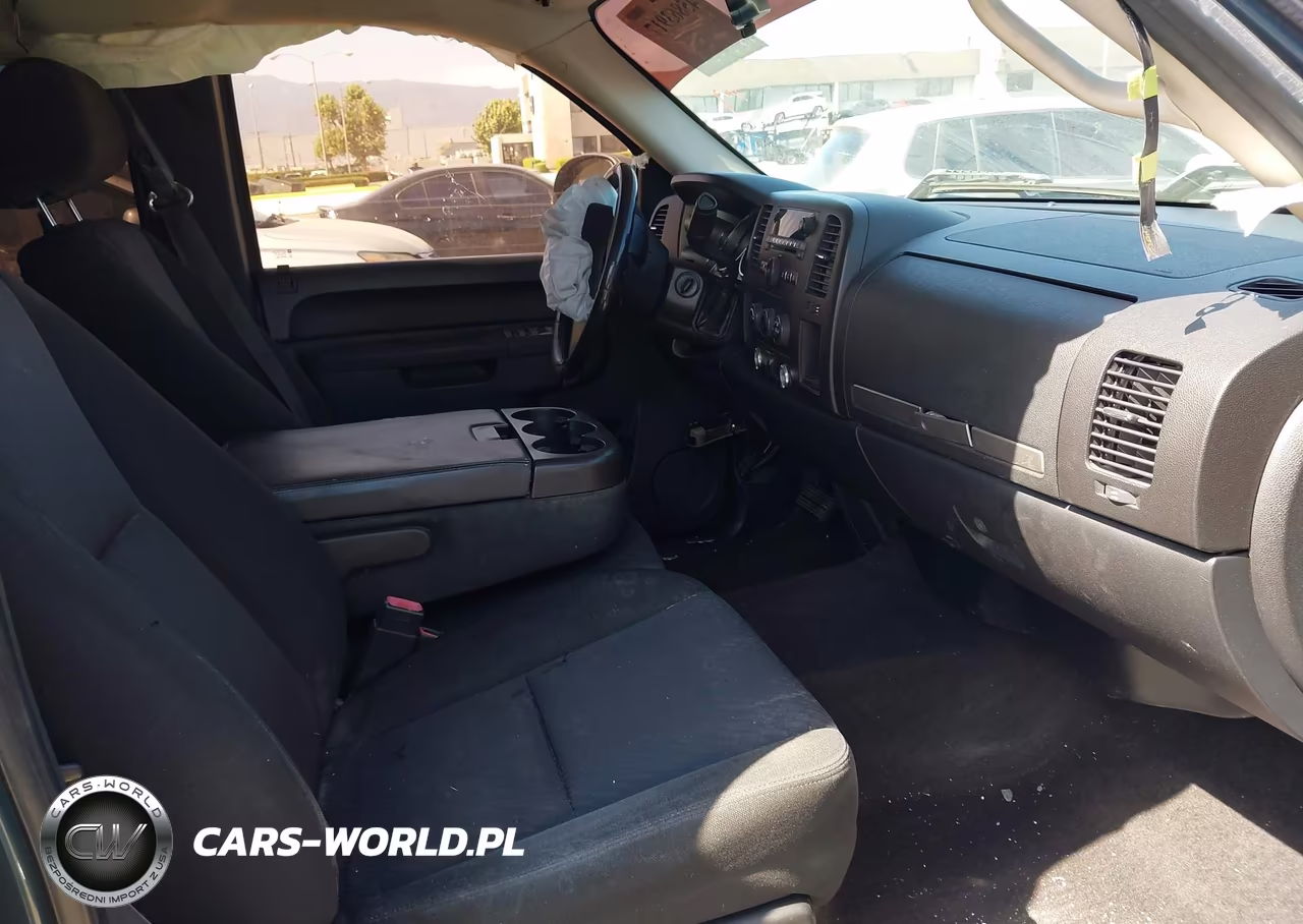2010 Chevrolet Silverado 1500 Lt VIN:1GCSCSE01AZ106670 - 5