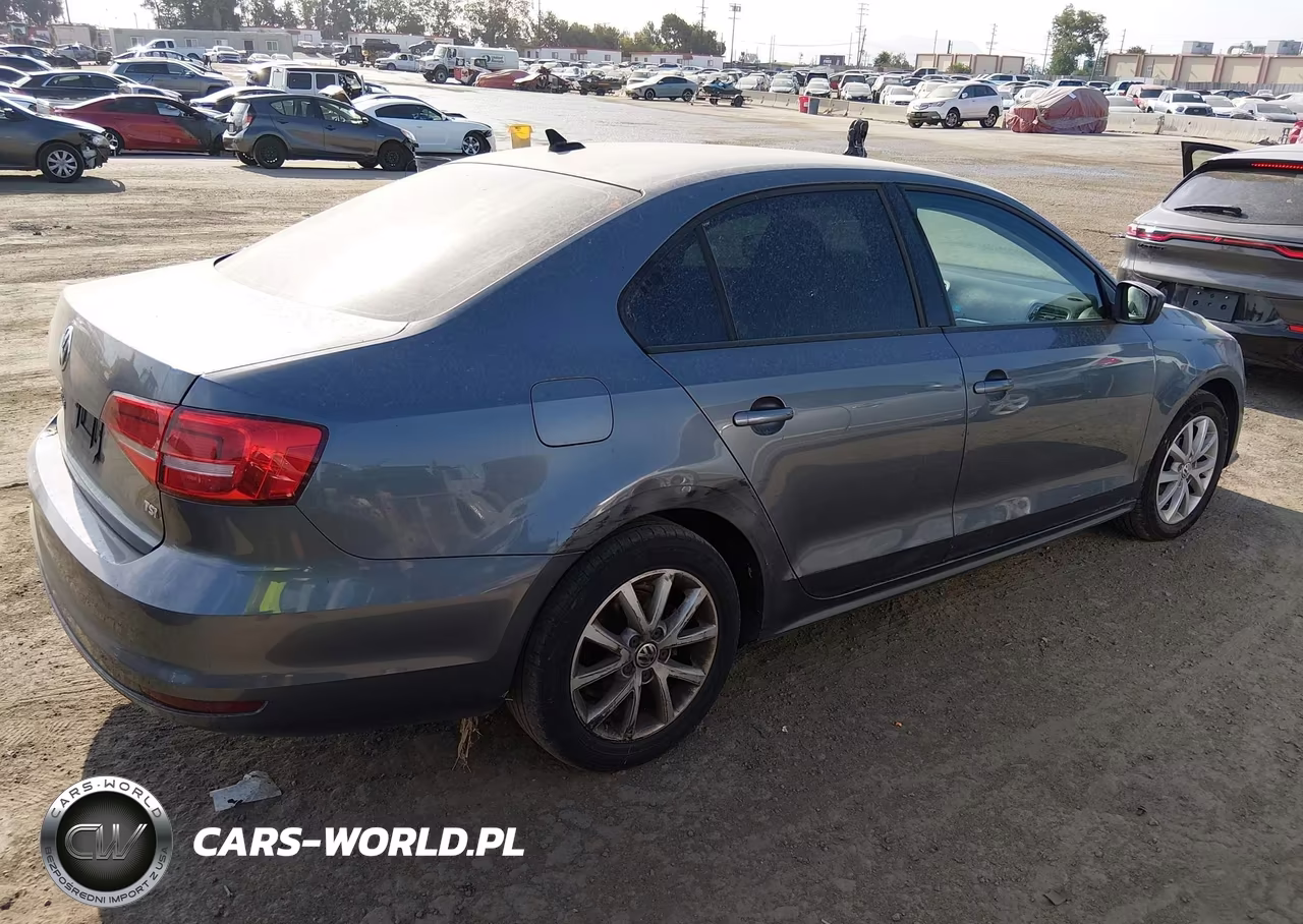 2015 Volkswagen Jetta 1.8T Se VIN:3VWD17AJ2FM245576 - 4