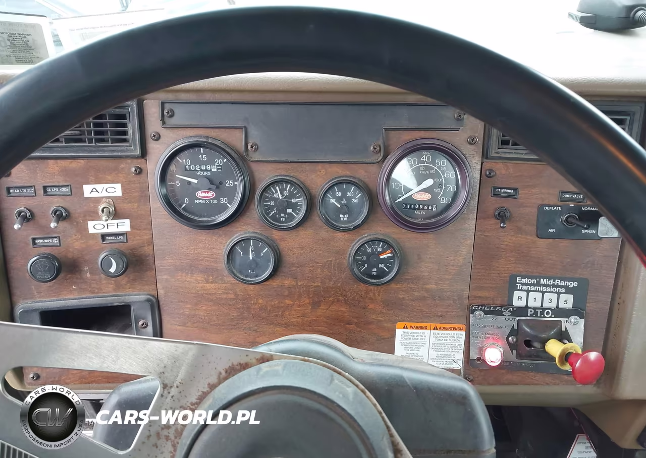 2000 Peterbilt 330 VIN:2NPNHD7X2YM522449 - 5