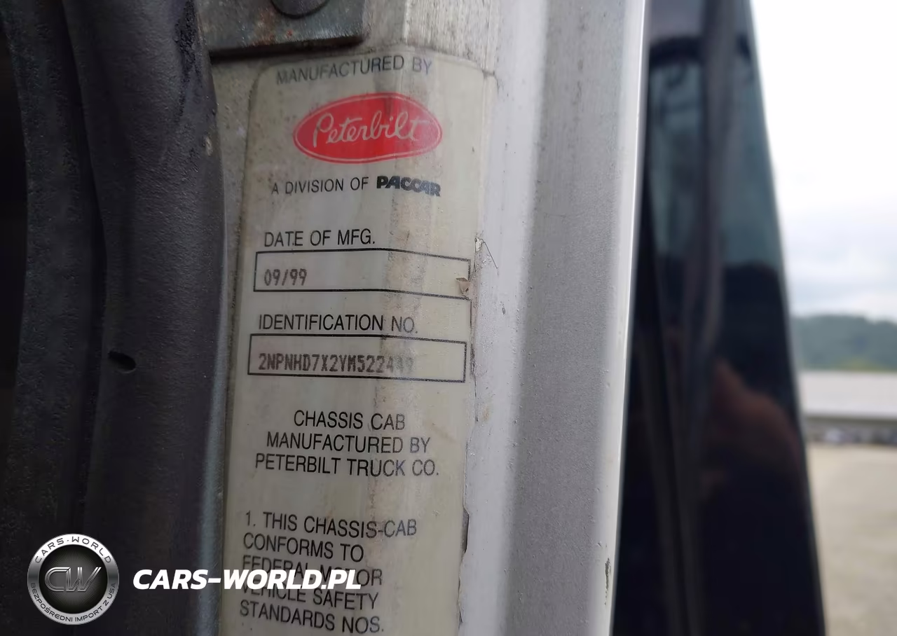 2000 Peterbilt 330 VIN:2NPNHD7X2YM522449 - 8