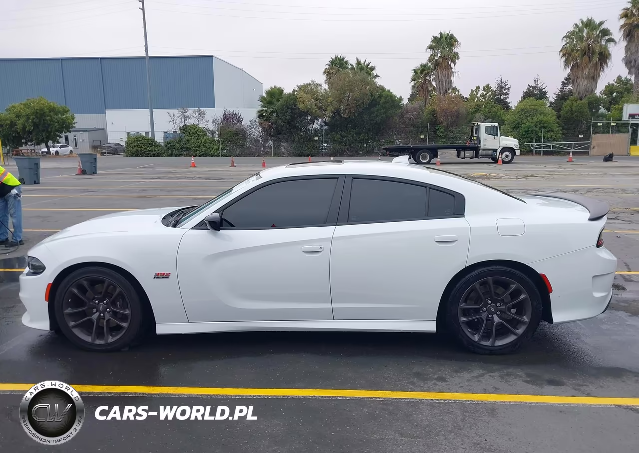 2023 Dodge Charger Scat Pack VIN:2C3CDXGJ0PH592261 - 15