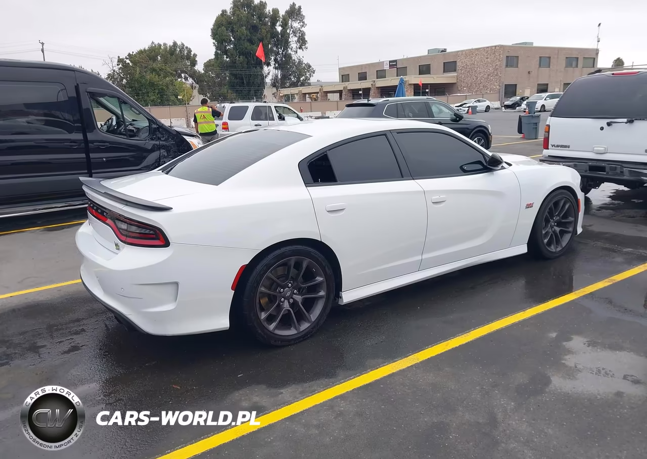 2023 Dodge Charger Scat Pack VIN:2C3CDXGJ0PH592261 - 4
