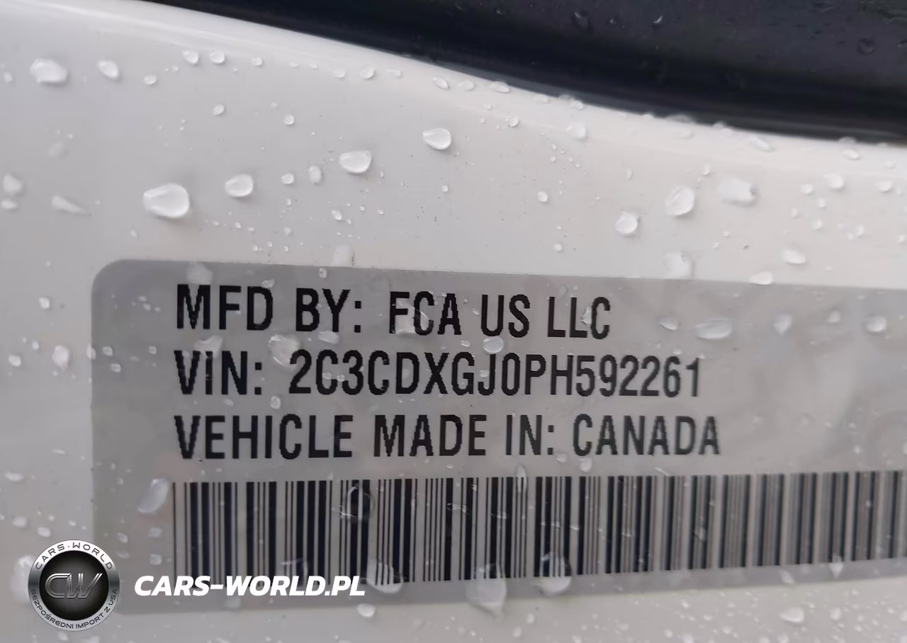 2023 Dodge Charger Scat Pack VIN:2C3CDXGJ0PH592261 - 9
