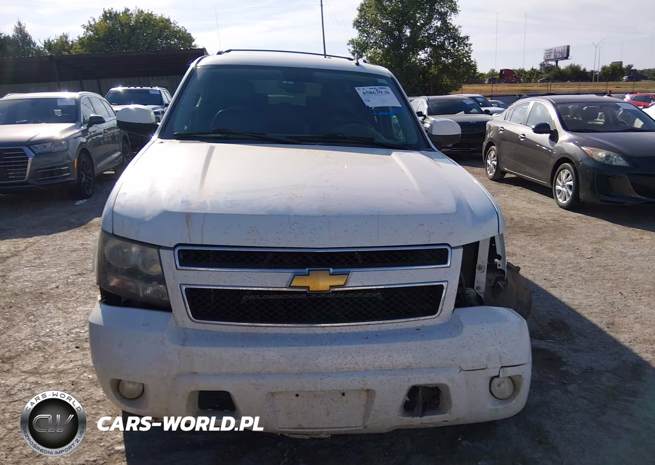 2012 Chevrolet Suburban Lt VIN:1GNSKJE73CR314652 - 11