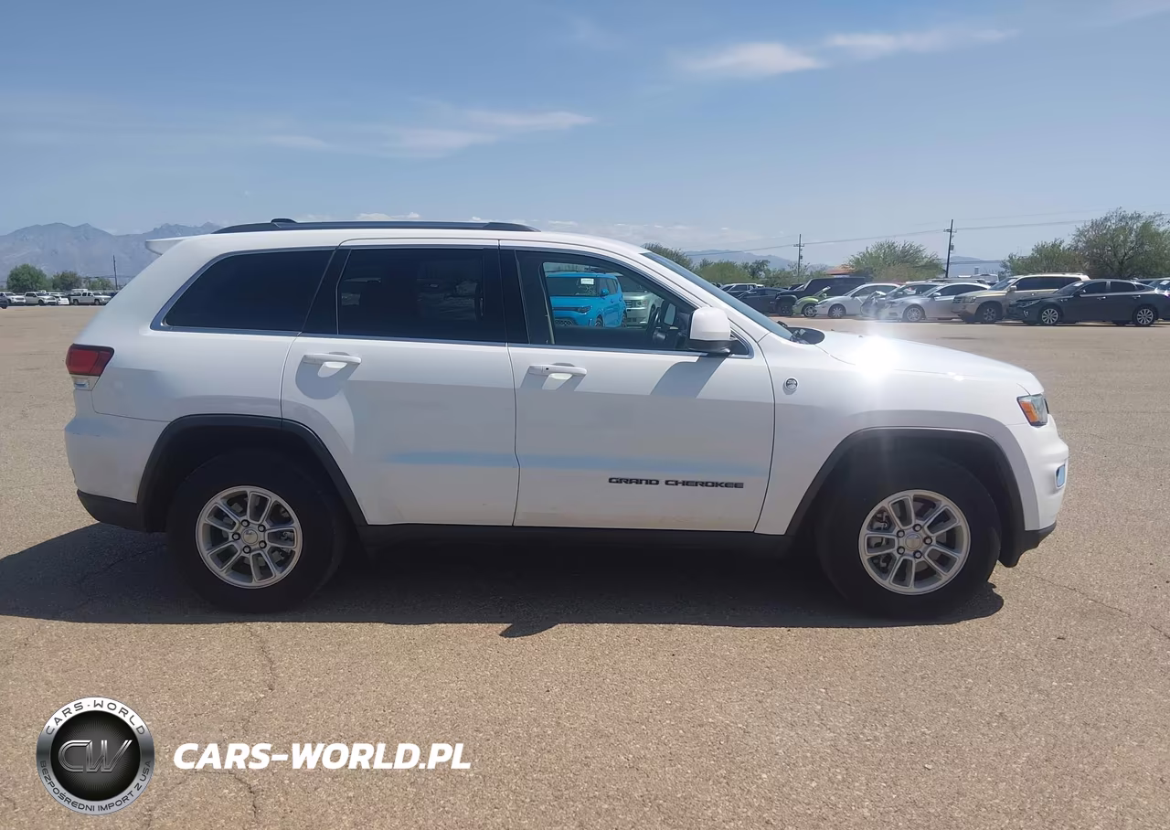 2020 Jeep Grand Cherokee Laredo E 4X4 VIN:1C4RJFAG7LC288167 - 12