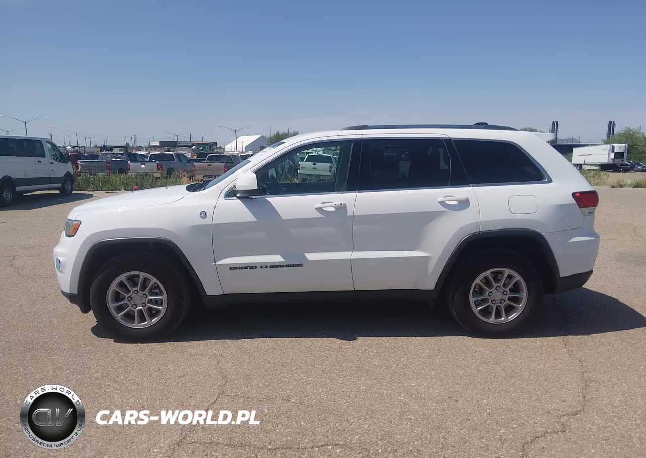2020 Jeep Grand Cherokee Laredo E 4X4 VIN:1C4RJFAG7LC288167 - 13