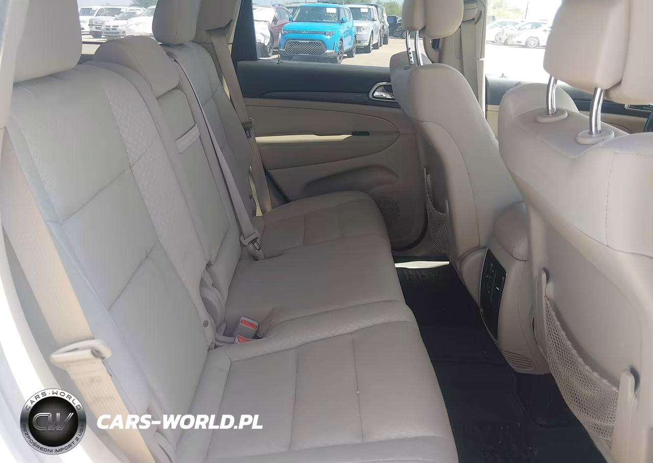 2020 Jeep Grand Cherokee Laredo E 4X4 VIN:1C4RJFAG7LC288167 - 8