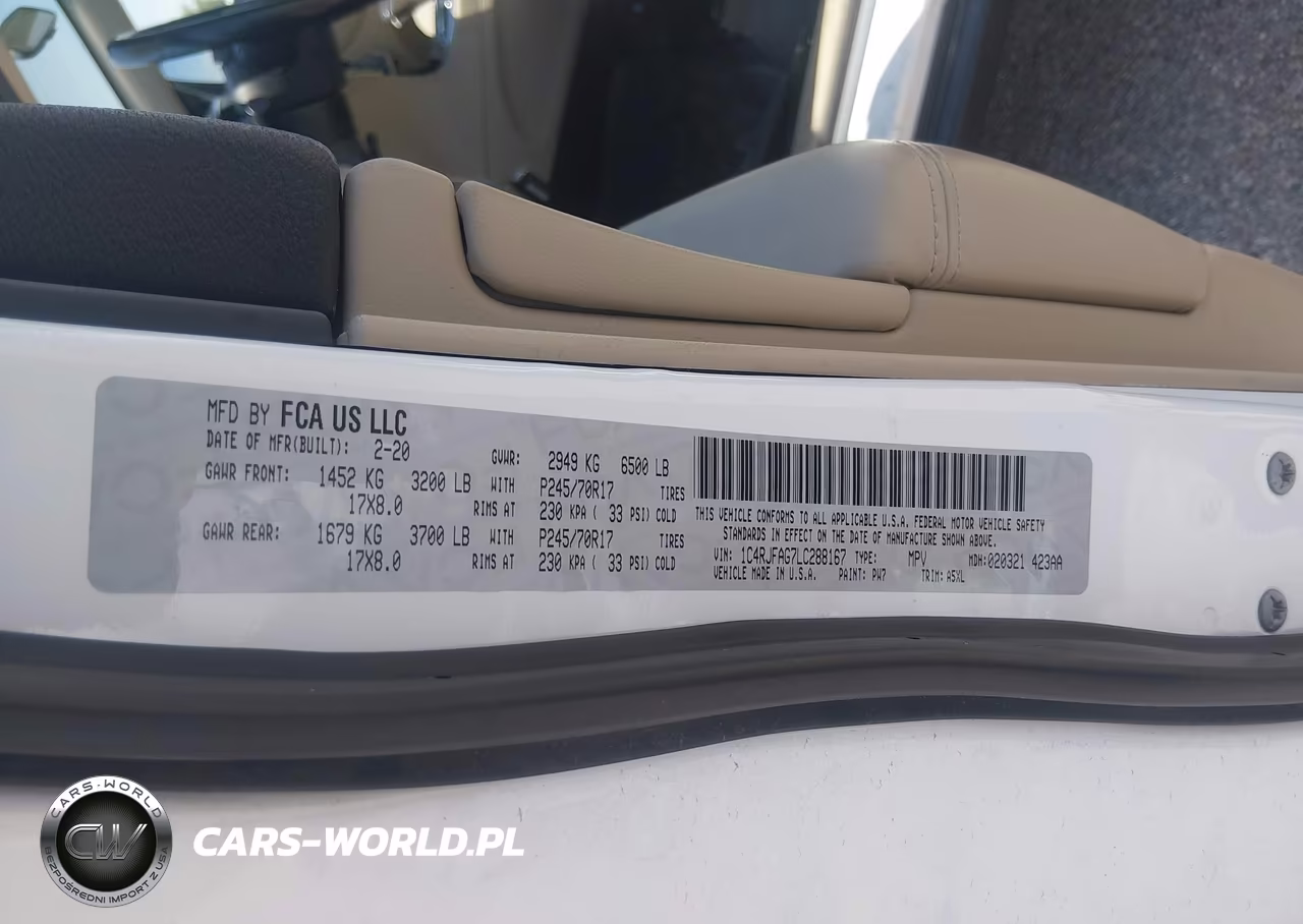 2020 Jeep Grand Cherokee Laredo E 4X4 VIN:1C4RJFAG7LC288167 - 9