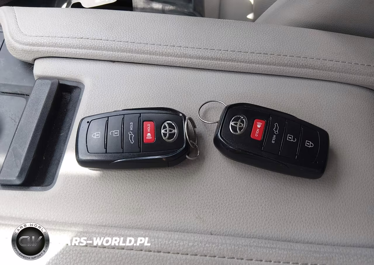 2024 Toyota Grand Highlander Xle VIN:5TDAAAA54RS011062 - 11