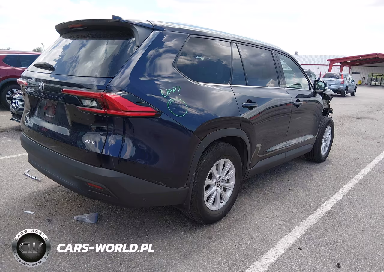 2024 Toyota Grand Highlander Xle VIN:5TDAAAA54RS011062 - 4