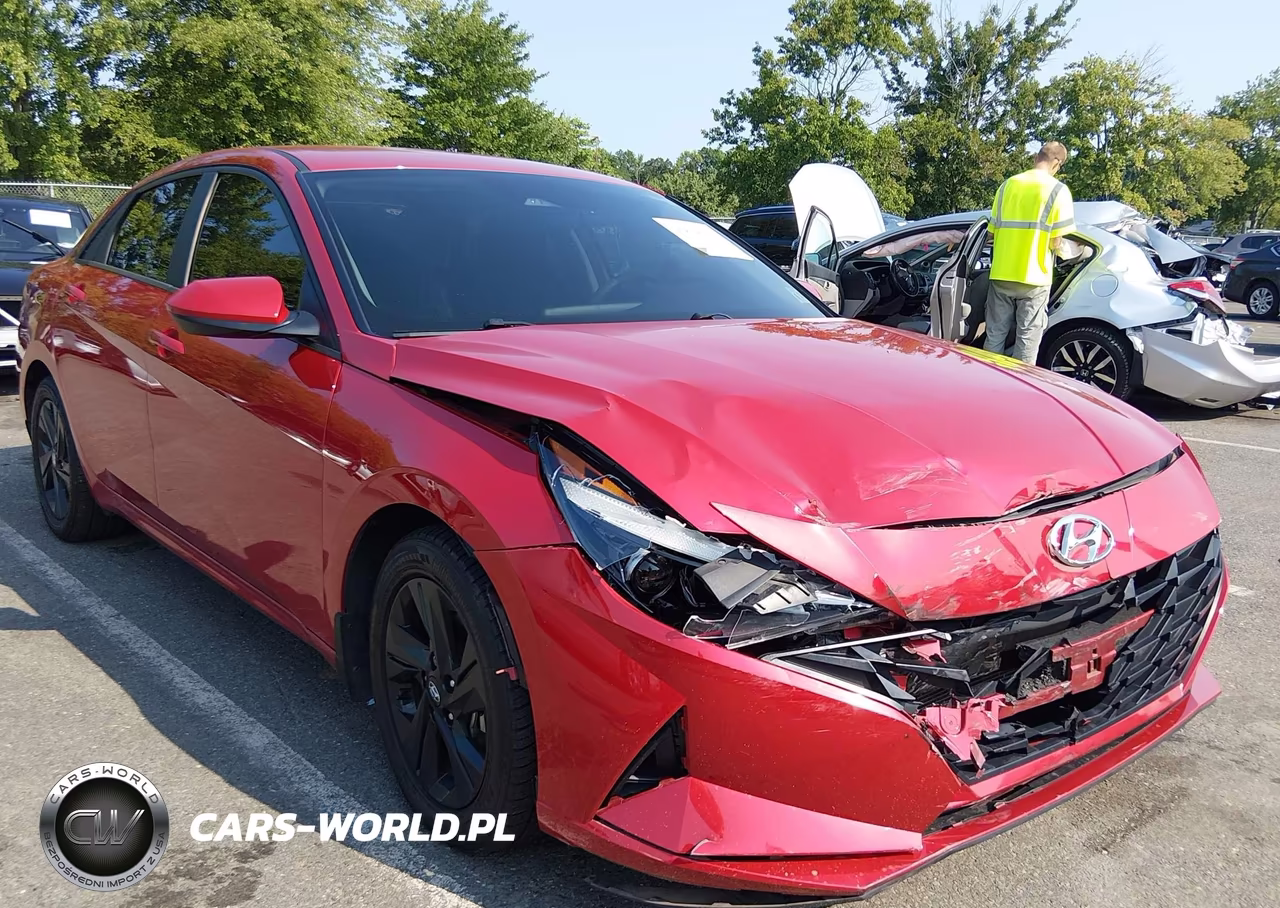 2022 Hyundai Elantra Sel
