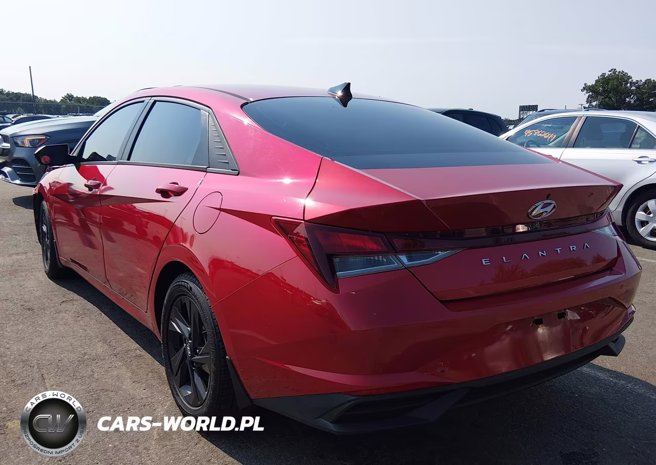 2022 Hyundai Elantra Sel VIN:5NPLM4AG3NH058893 - 3